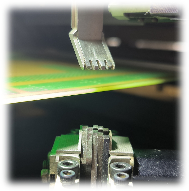 我們應(yīng)該如何正確維護(hù)插件機(jī)設(shè)備呢？