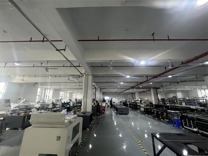 插件機(jī)如何確保電路板的高精度裝配？